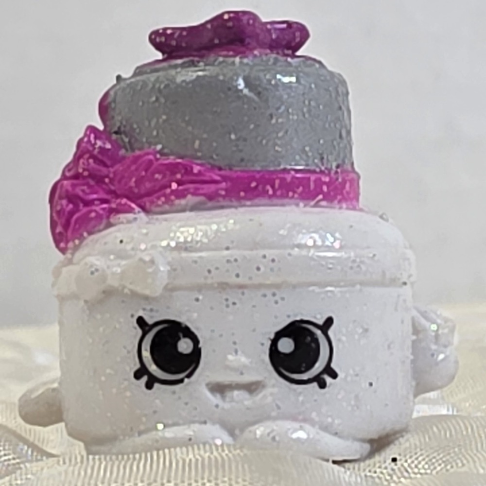Shopkins Wonda Wedding Cake Wedding Party #7-094 Season 7 Sparkling Ultra‎ Rare